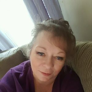 Meet your Posher, Pamela